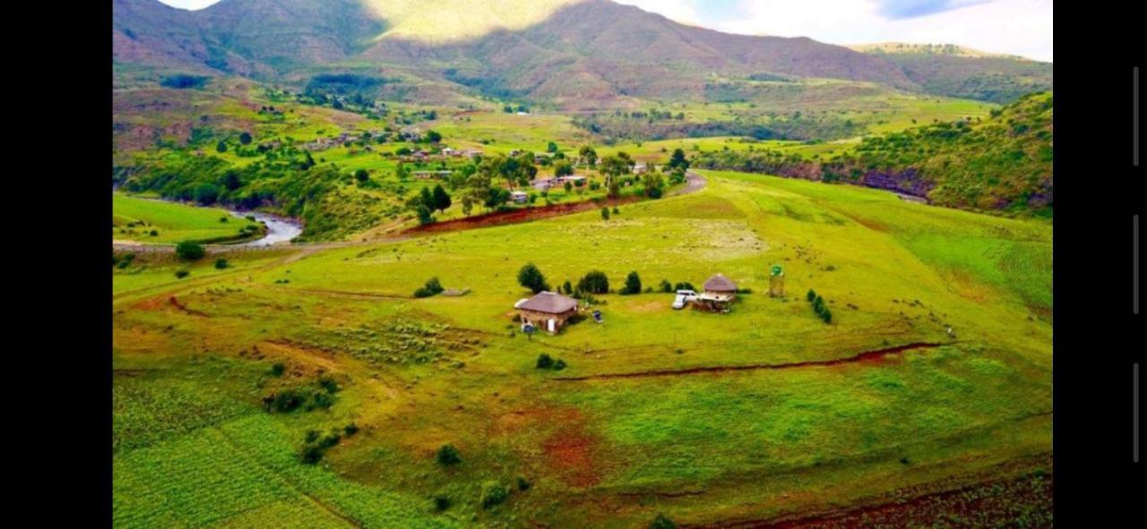 Twin Peaks Cottages And Horse Trekking Maseru Exterior foto