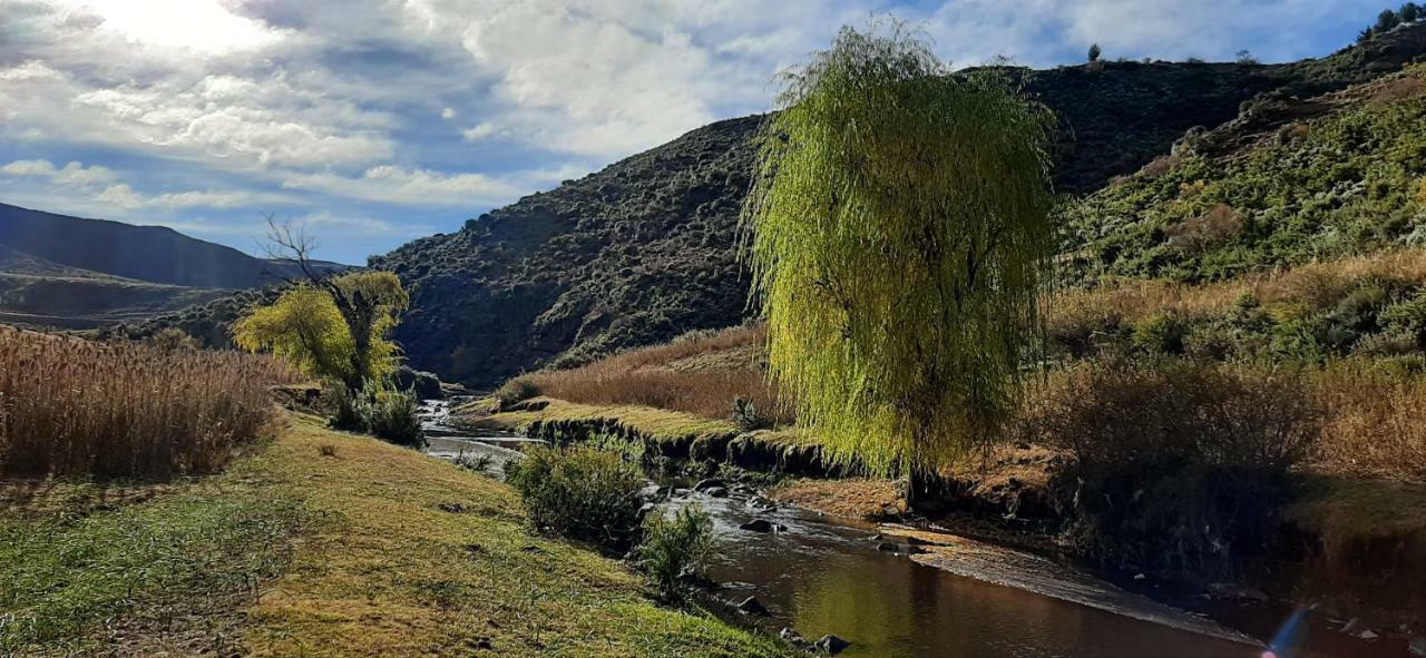 Twin Peaks Cottages And Horse Trekking Maseru Exterior foto